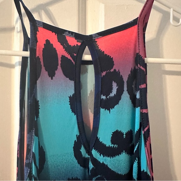 Multicolor Patterned Dress - Picture 3 of 4